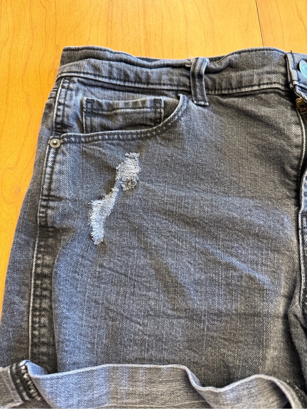 Old Navy Charcoal Distressed Denim Shorts 12 - Picture 3 of 6
